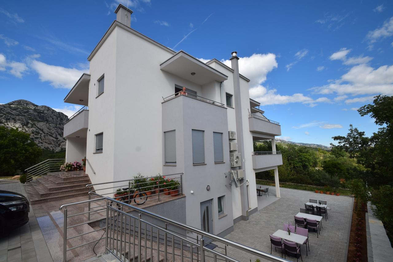 Apartment Anica Kuk Starigrad Paklenica Εξωτερικό φωτογραφία
